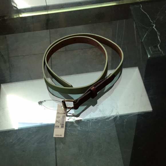 Madewell Accessories - NWT Madewell belt never wore